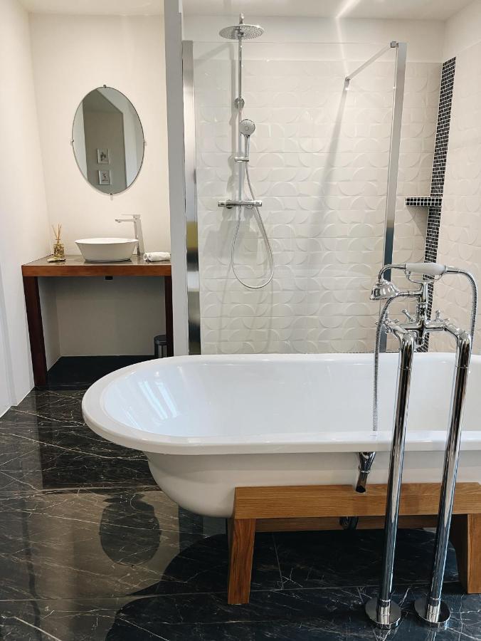 Domaine Labouroume Hotel Salies-de-Bearn Bagian luar foto