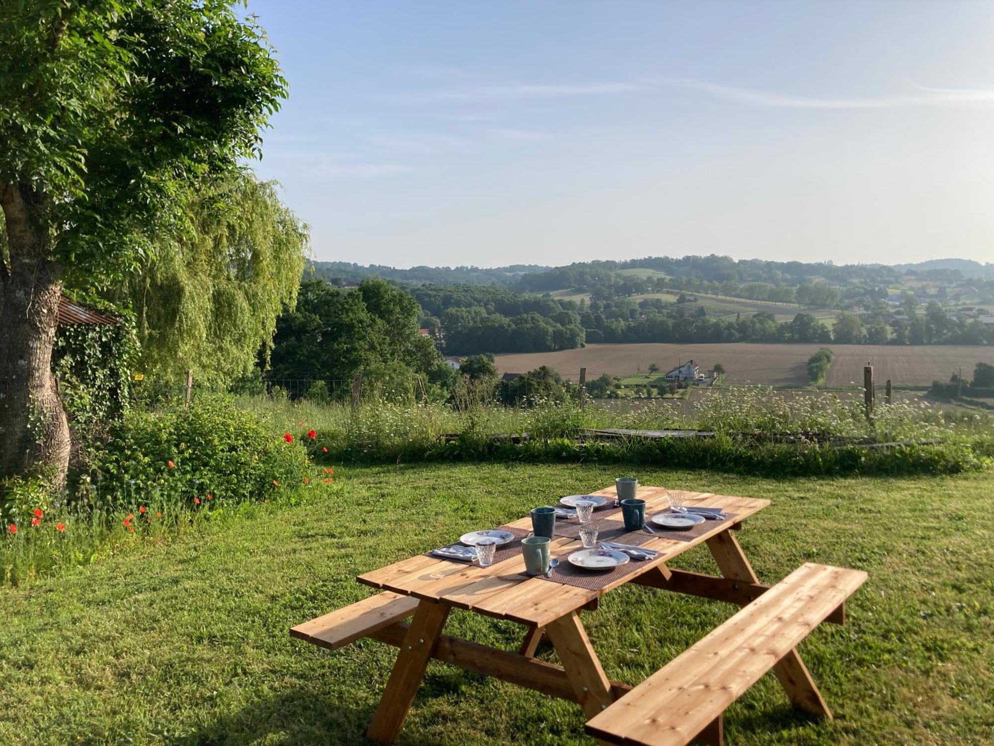 Domaine Labouroume Hotel Salies-de-Bearn Bagian luar foto
